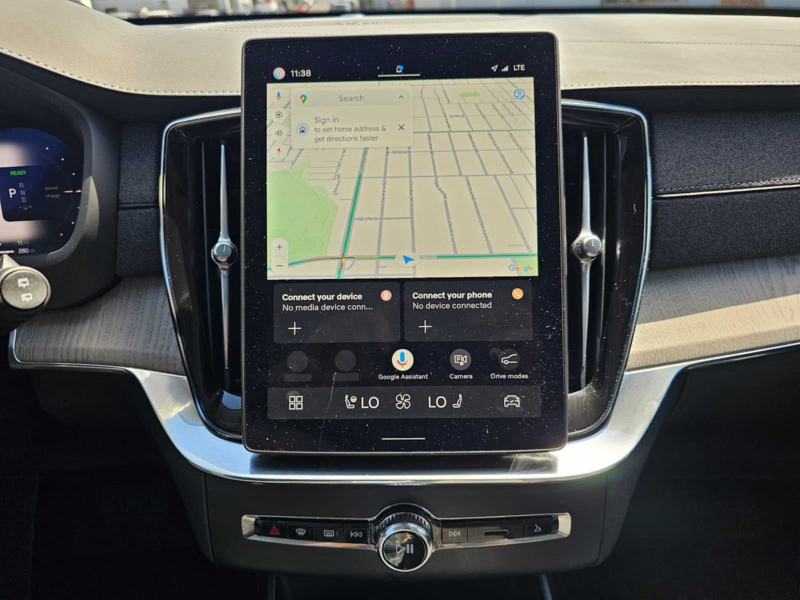 2025 Volvo XC90 Plug-In Hybrid Ultra