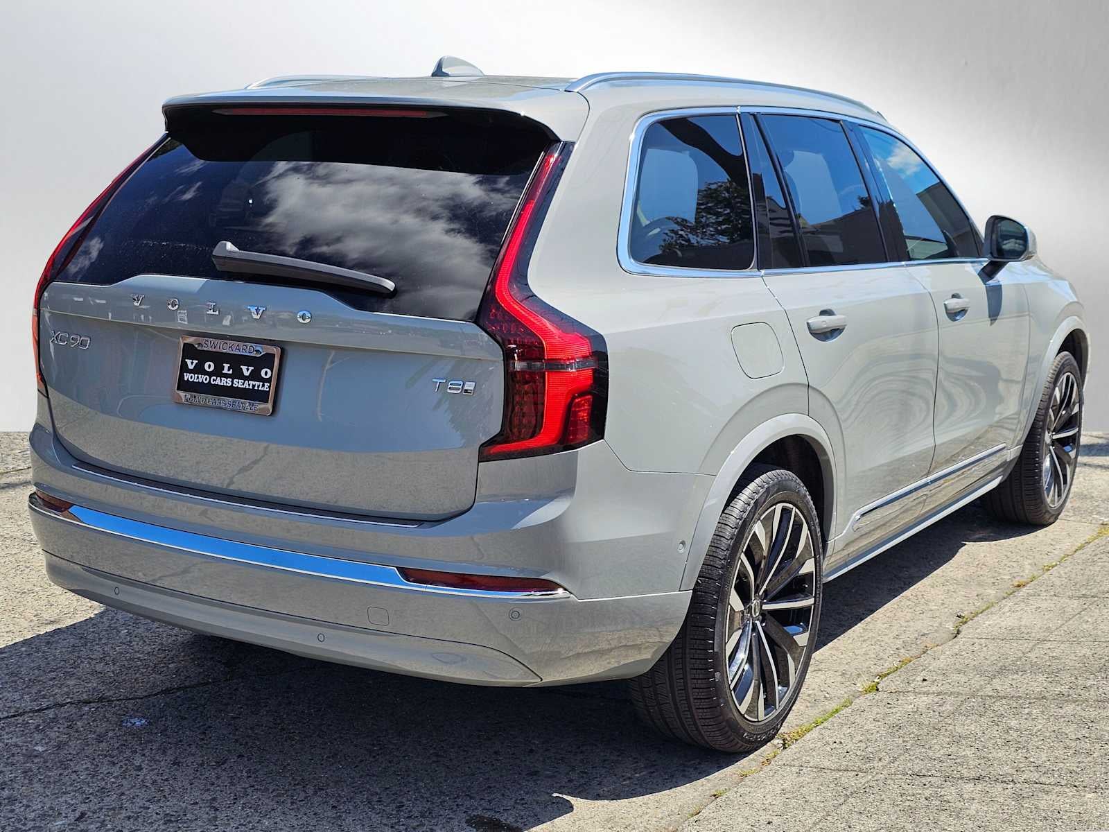 2025 Volvo XC90 Plug-In Hybrid Ultra