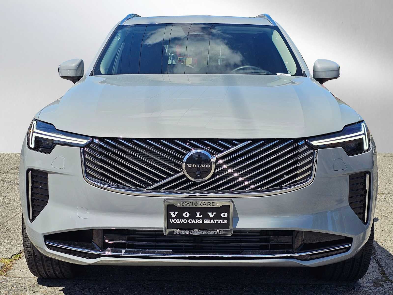 2025 Volvo XC90 Plug-In Hybrid Ultra