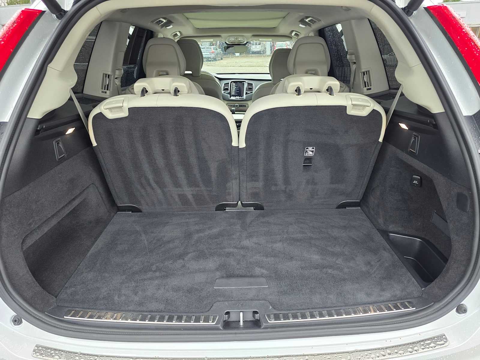 2024 Volvo XC90 Recharge Plug-In Hybrid Plus