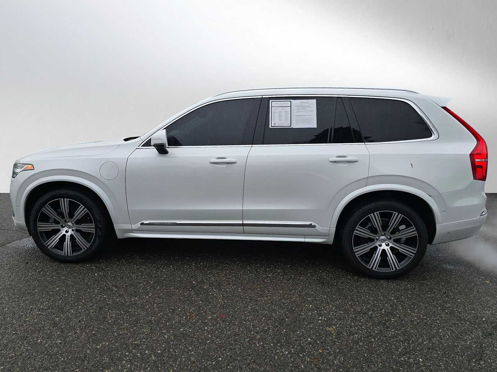2024 Volvo XC90 Recharge Plug-In Hybrid Plus