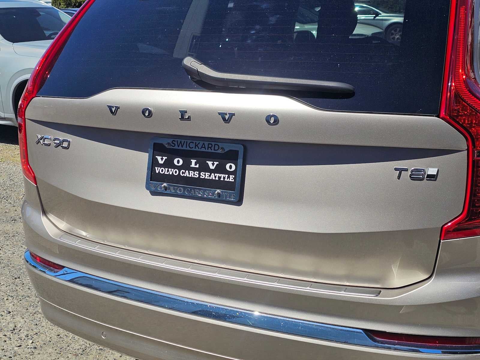 2025 Volvo XC90 Plug-In Hybrid Plus