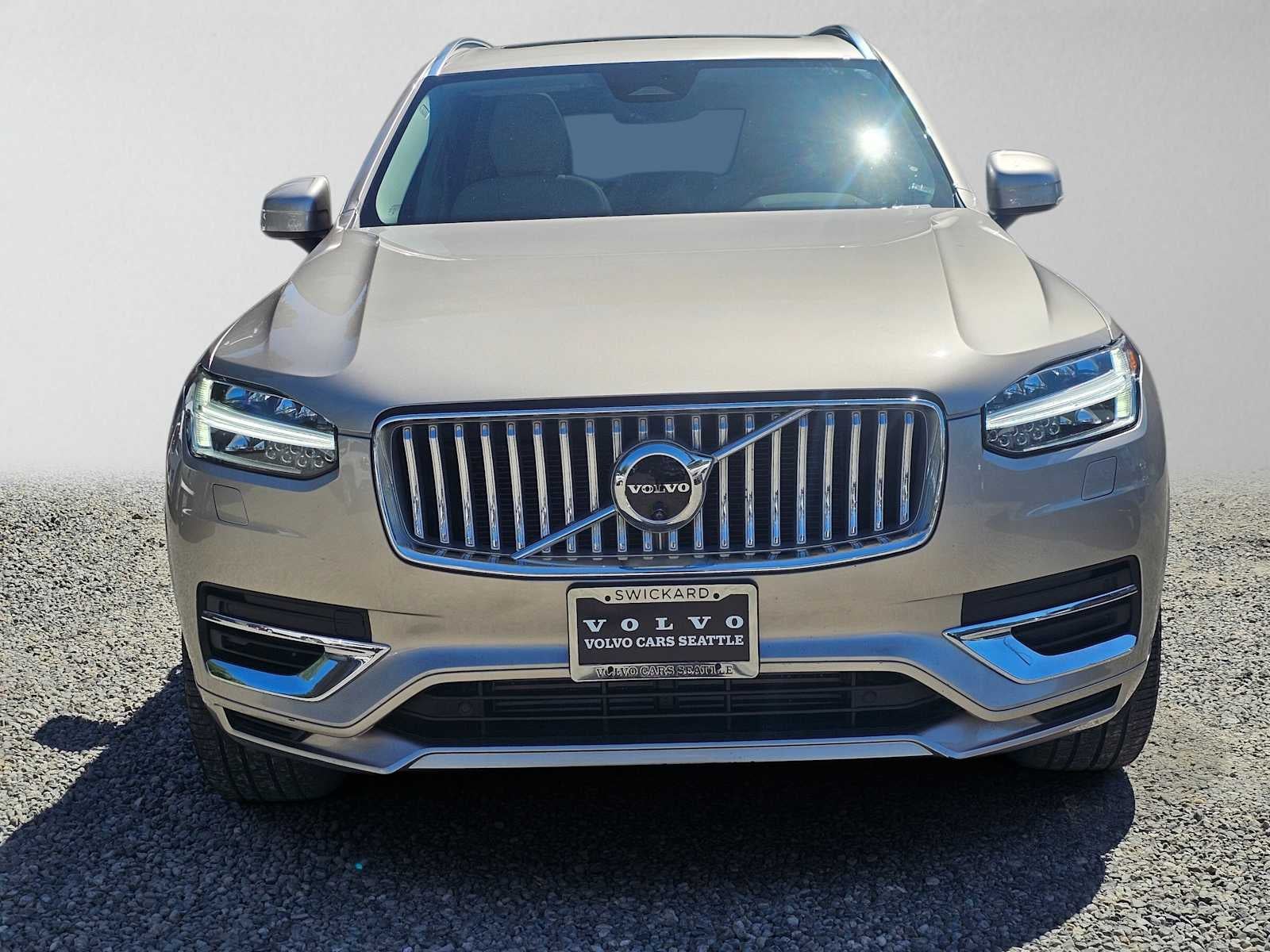 2025 Volvo XC90 Plug-In Hybrid Plus