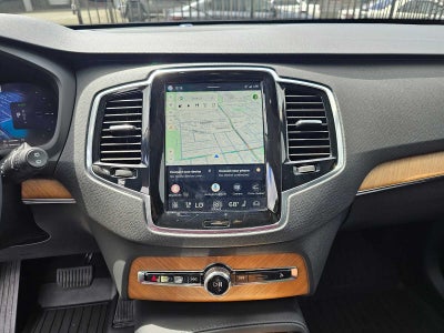 2025 Volvo XC90 Plug-In Hybrid Plus