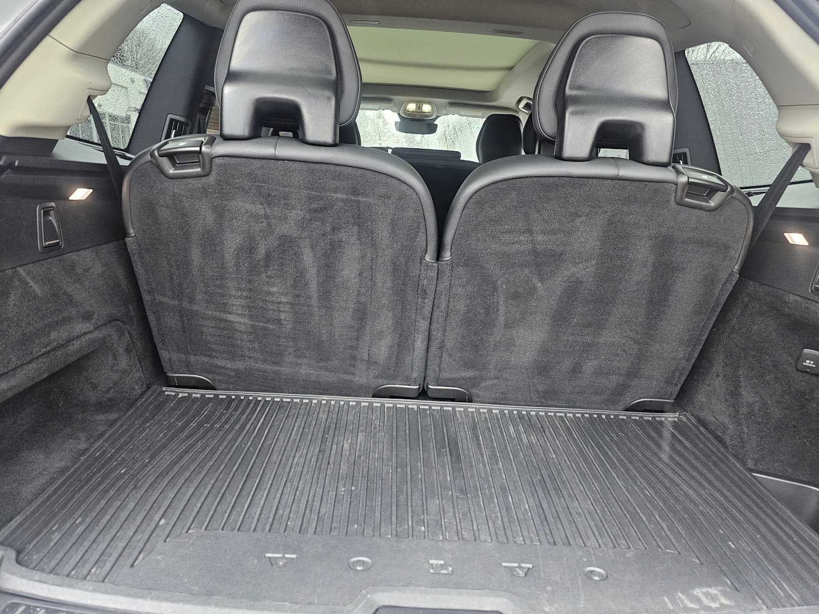 2025 Volvo XC90 Plug-In Hybrid Plus