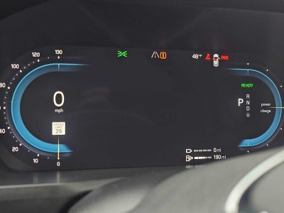 2025 Volvo XC90 Plug-In Hybrid Plus