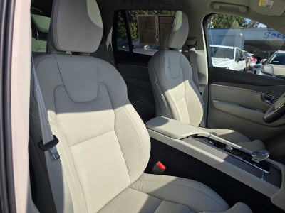 2025 Volvo XC90 Plug-In Hybrid Ultra