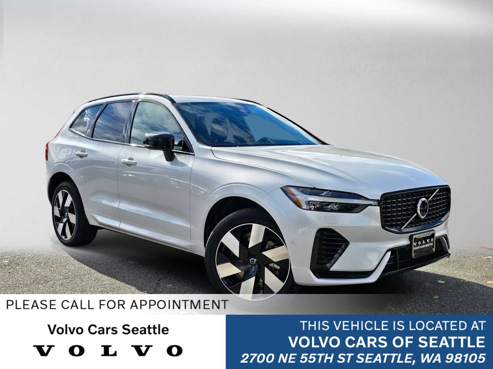 2025 Volvo XC60 Plug-In Hybrid Plus