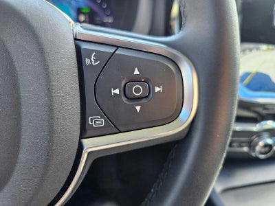 2025 Volvo XC60 Plug-In Hybrid Core