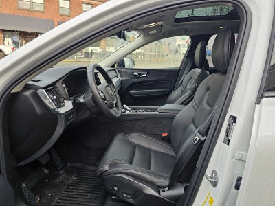 2025 Volvo XC60 Plug-In Hybrid Ultra