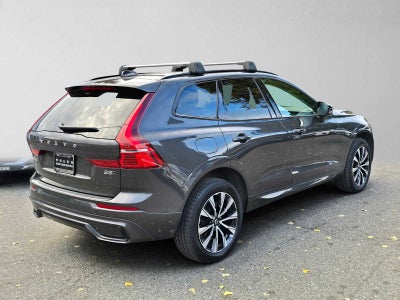2024 Volvo XC60 Core Dark Theme