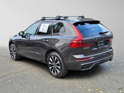 2024 Volvo XC60 Core Dark Theme