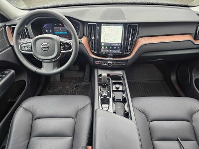 2024 Volvo XC60 Plus Dark Theme