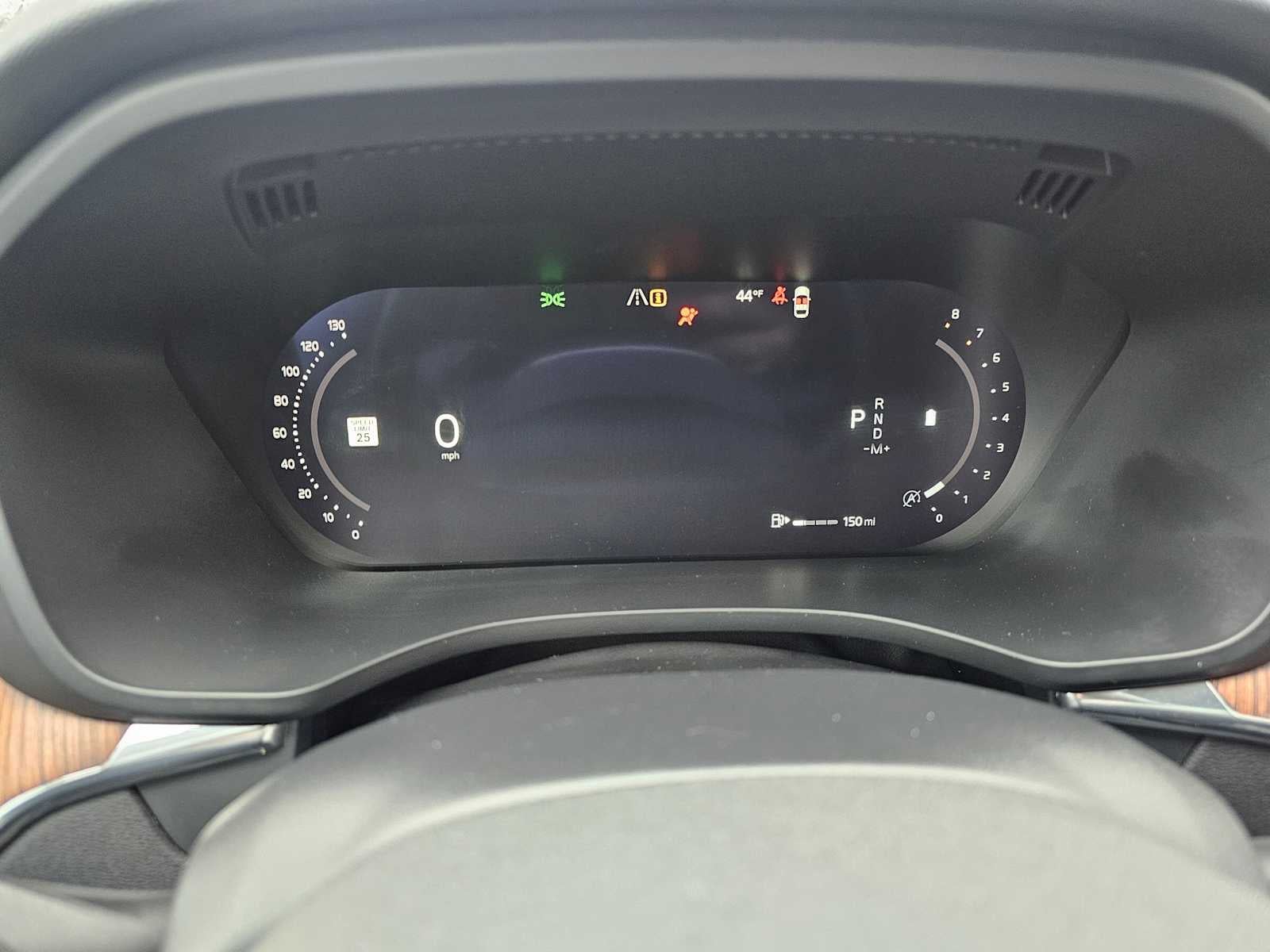 2024 Volvo XC60 Plus Dark Theme