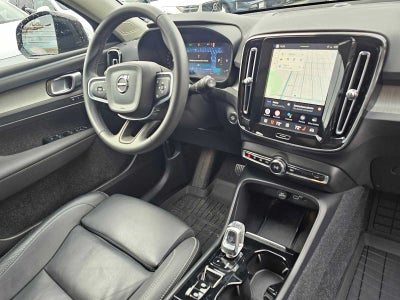 2025 Volvo XC40 Plus Dark Theme