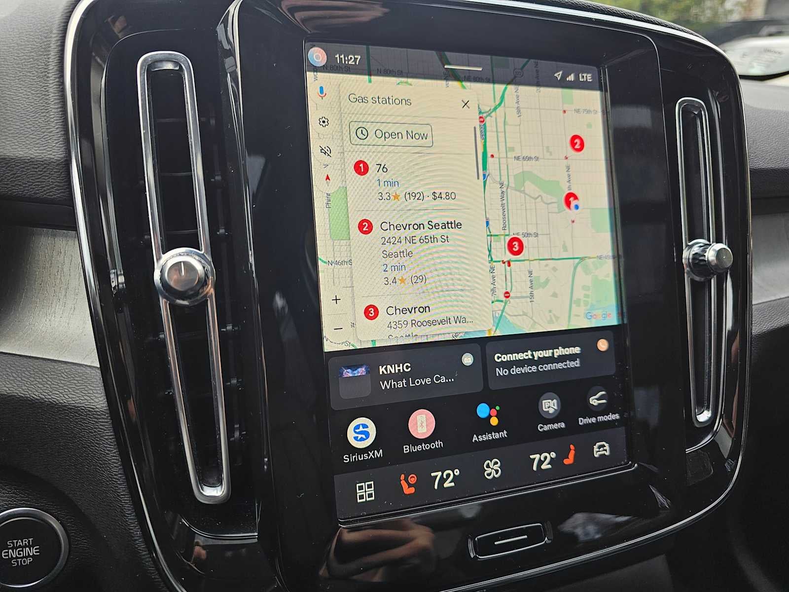 2025 Volvo XC40 Plus Dark Theme