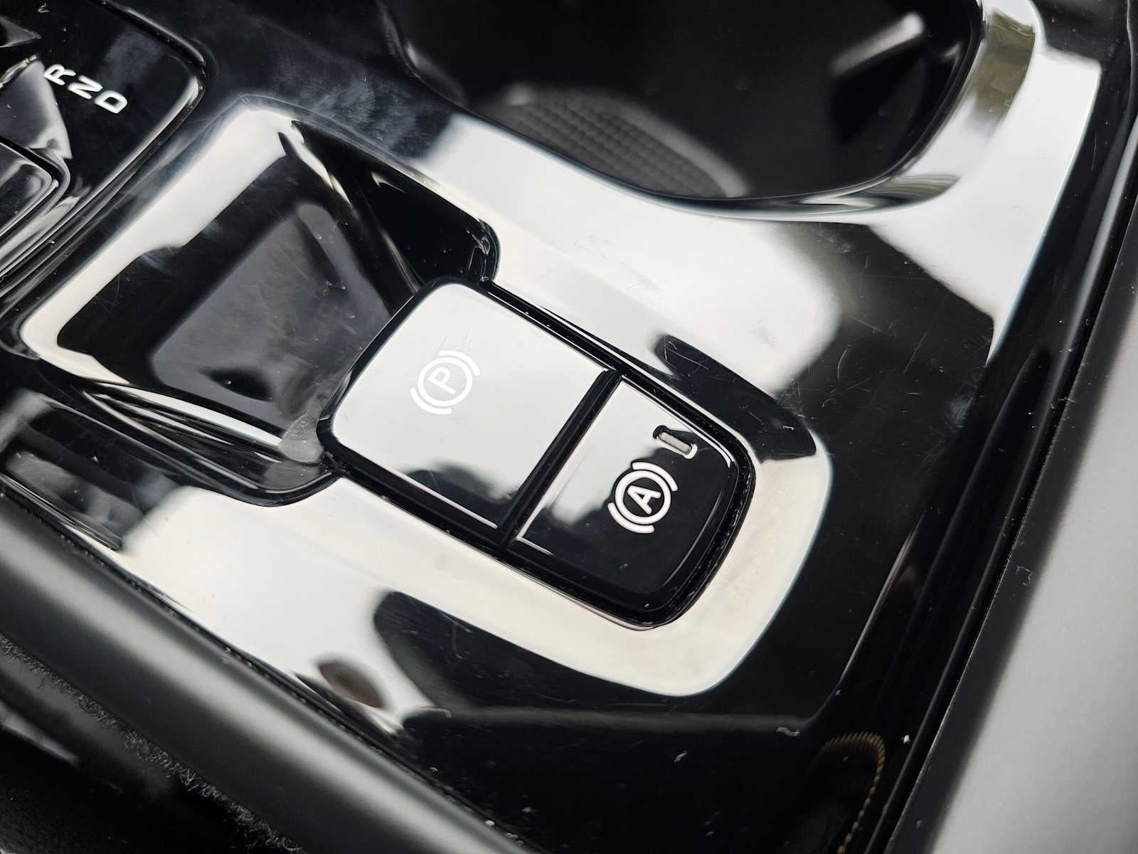 2025 Volvo XC40 Plus Dark Theme