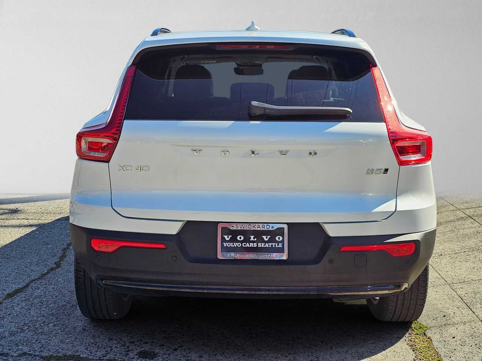 2026 Volvo XC40 Plus
