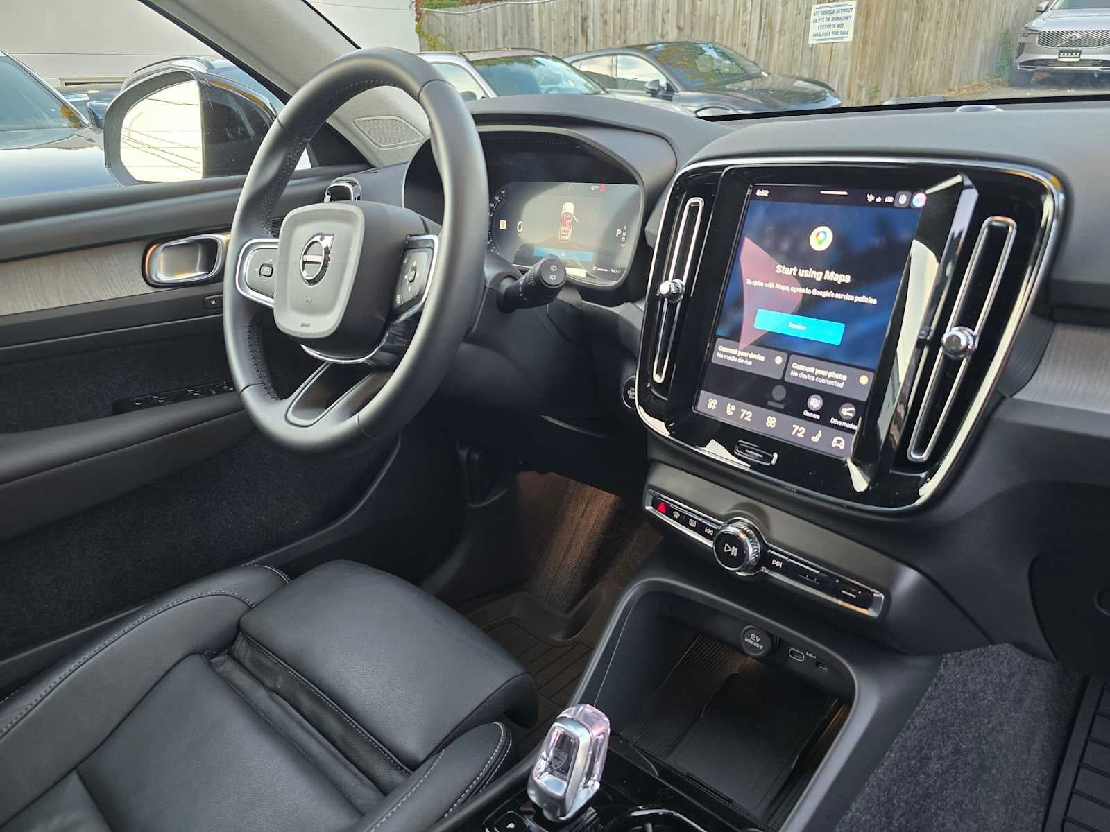 2026 Volvo XC40 Plus