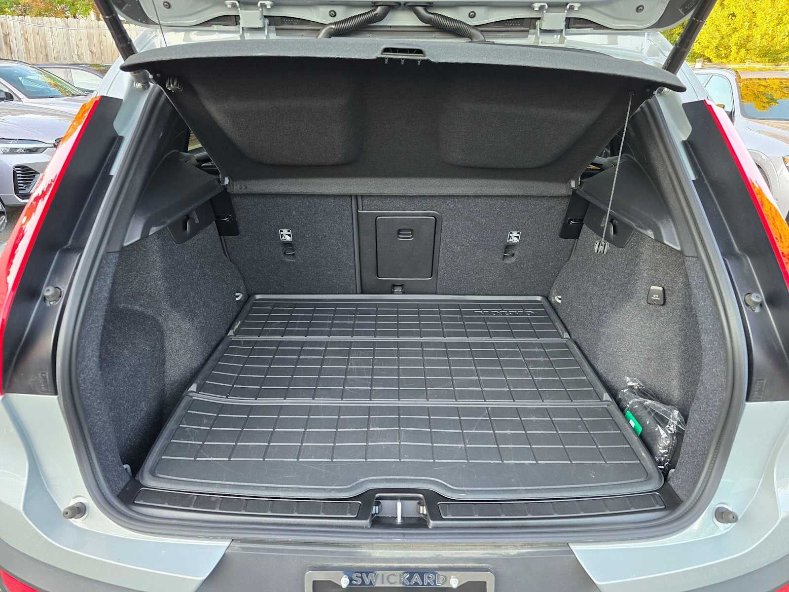 2026 Volvo XC40 Plus