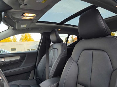 2026 Volvo XC40 Plus
