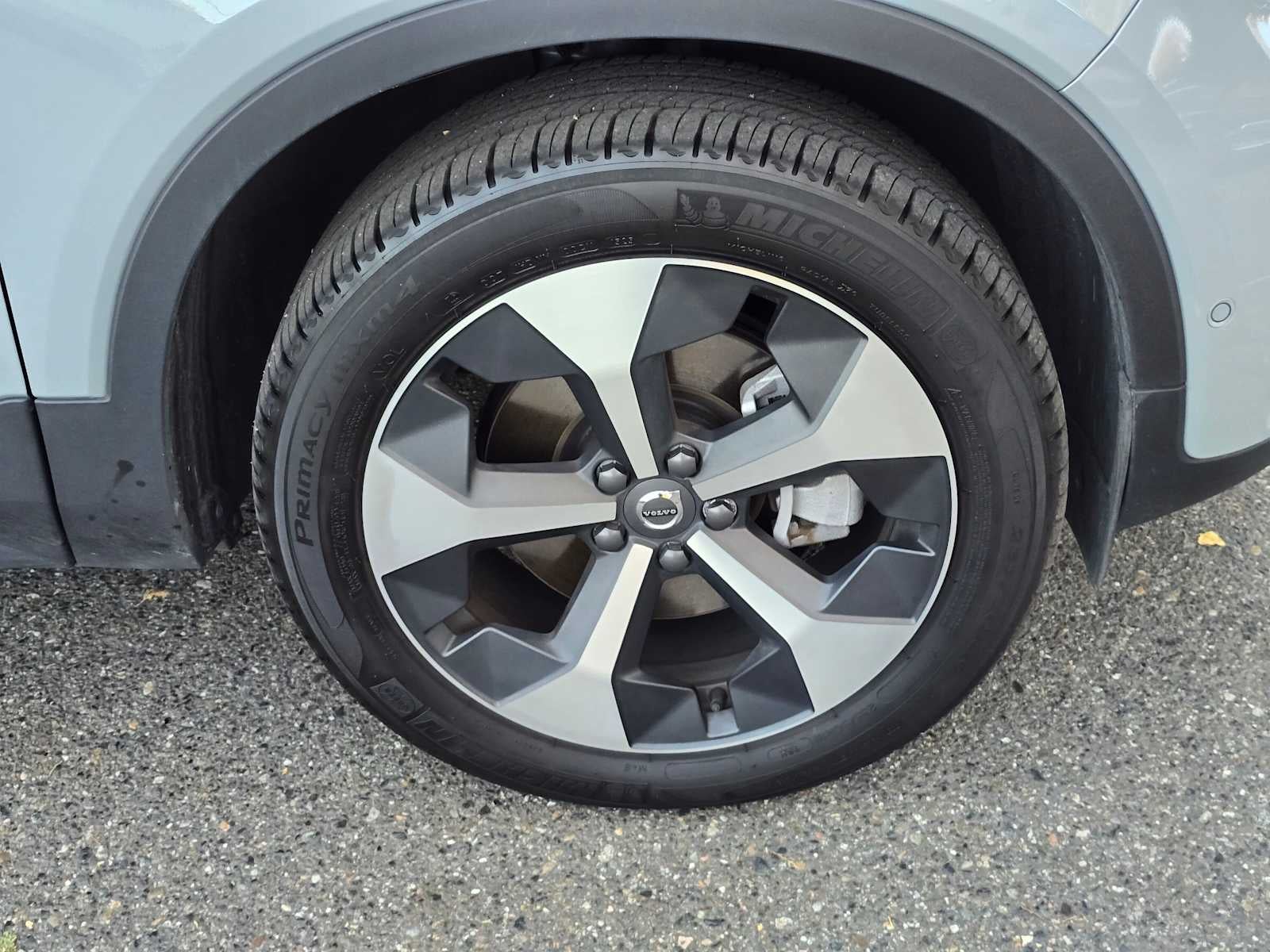 2026 Volvo XC40 Plus