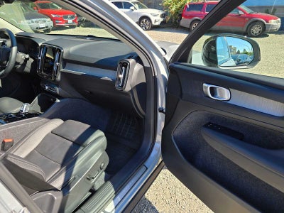 2026 Volvo XC40 Plus