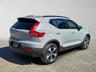 2026 Volvo XC40 Plus