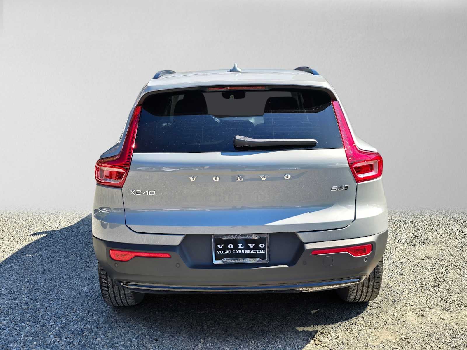 2026 Volvo XC40 Plus