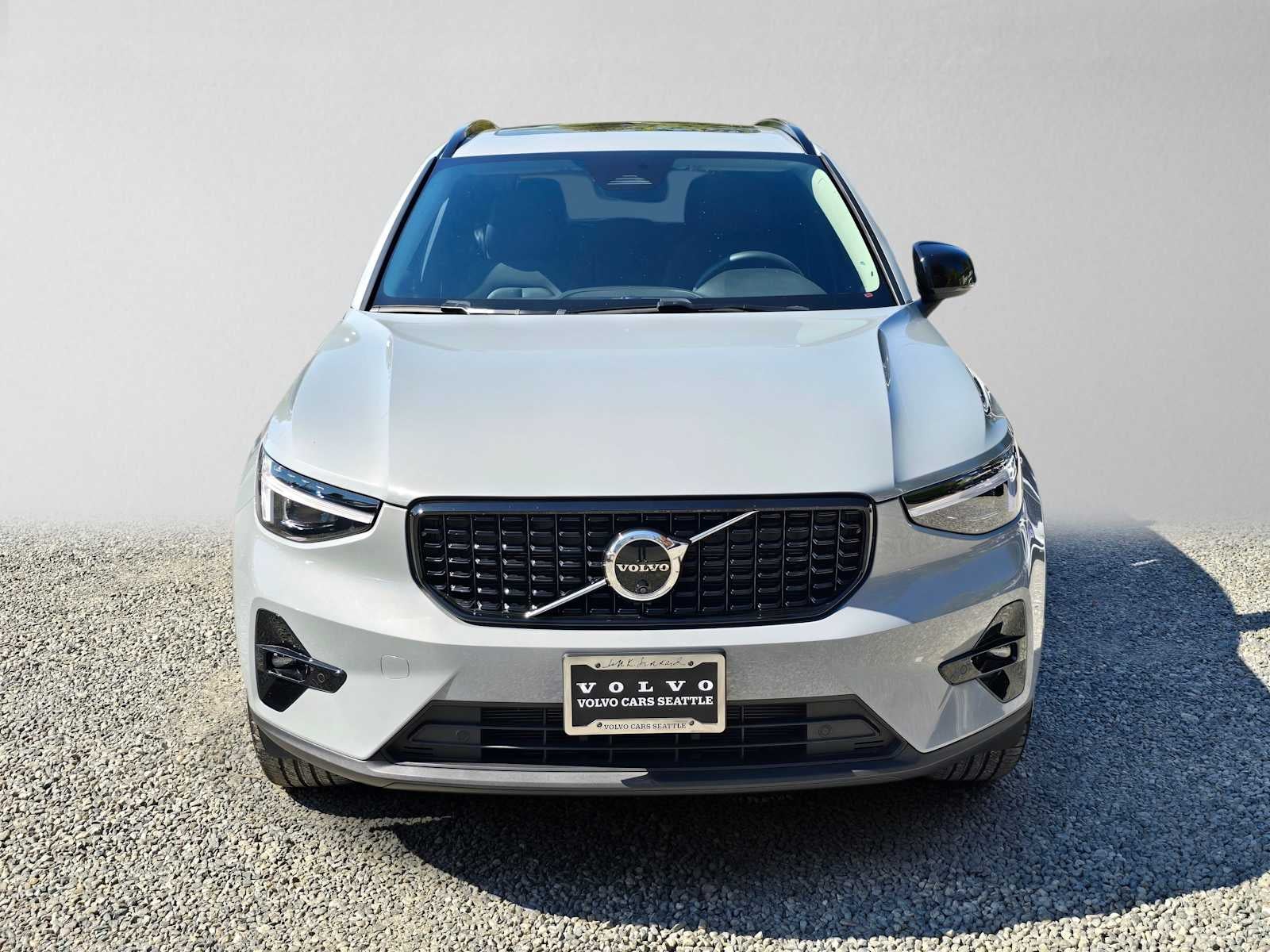 2026 Volvo XC40 Plus