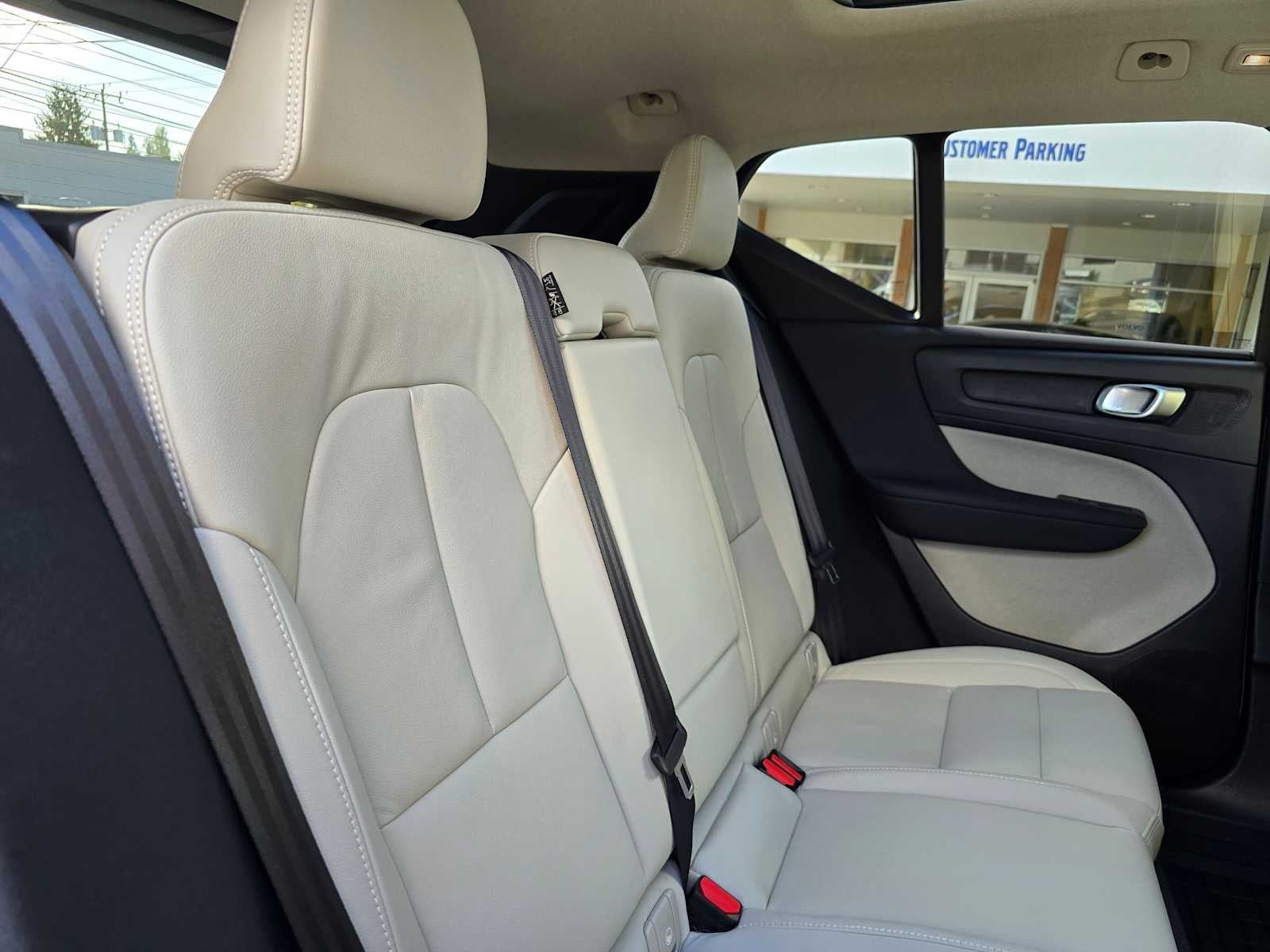2026 Volvo XC40 Plus