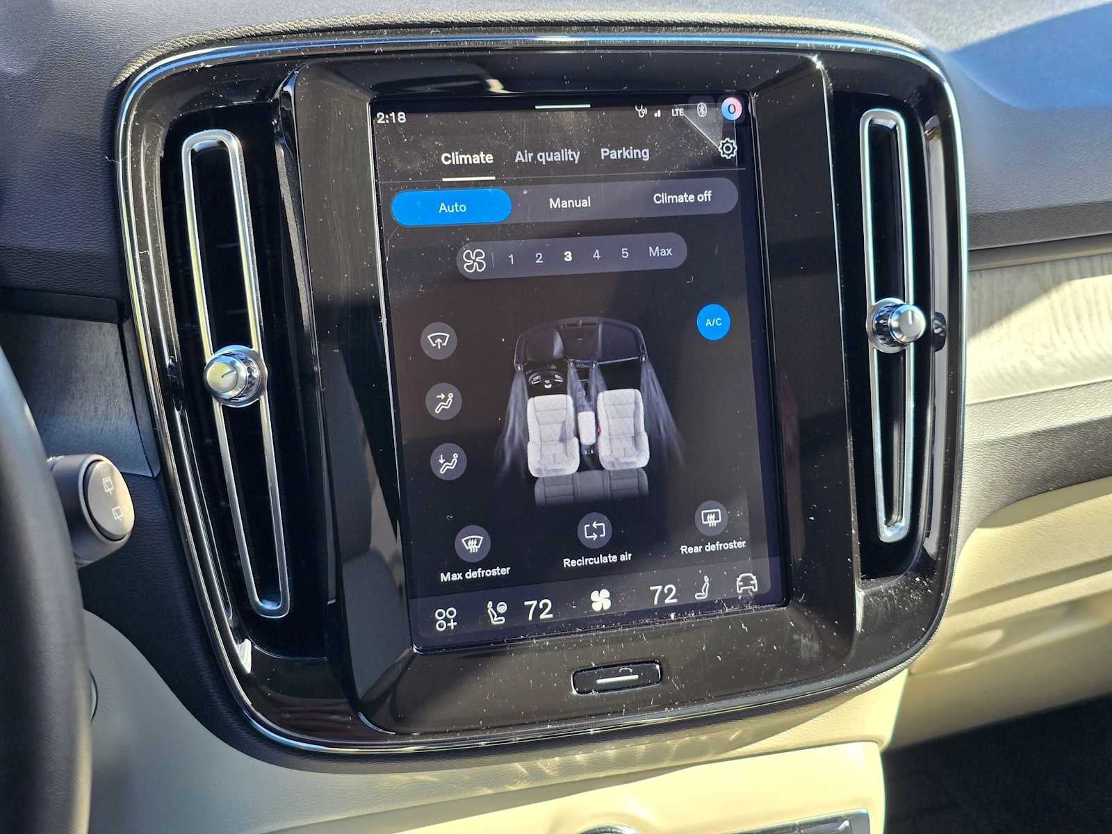 2026 Volvo XC40 Plus