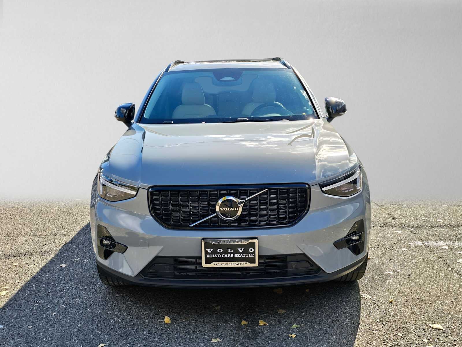 2026 Volvo XC40 Plus