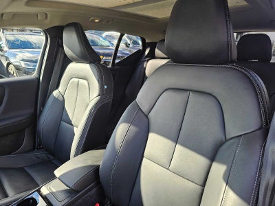 2025 Volvo XC40 Plus Dark Theme