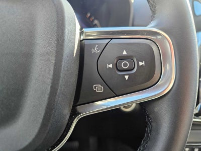 2025 Volvo XC40 Plus Dark Theme