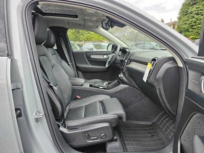 2026 Volvo XC40 Plus