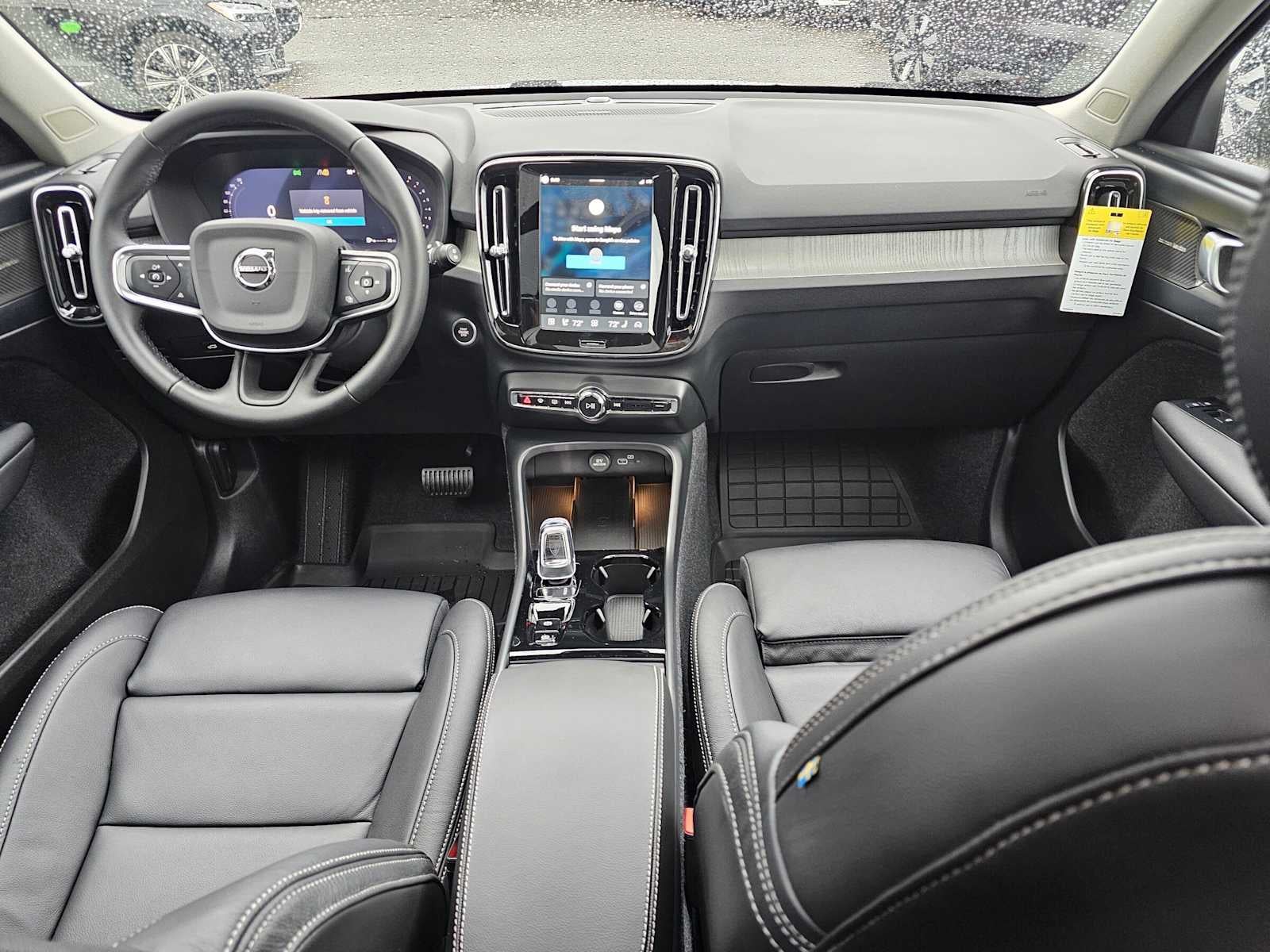 2026 Volvo XC40 Plus