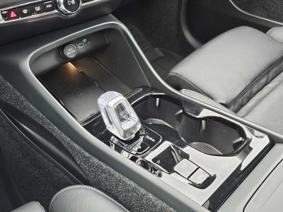2026 Volvo XC40 Plus