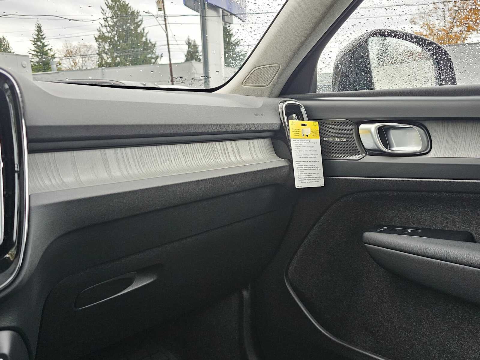 2026 Volvo XC40 Plus
