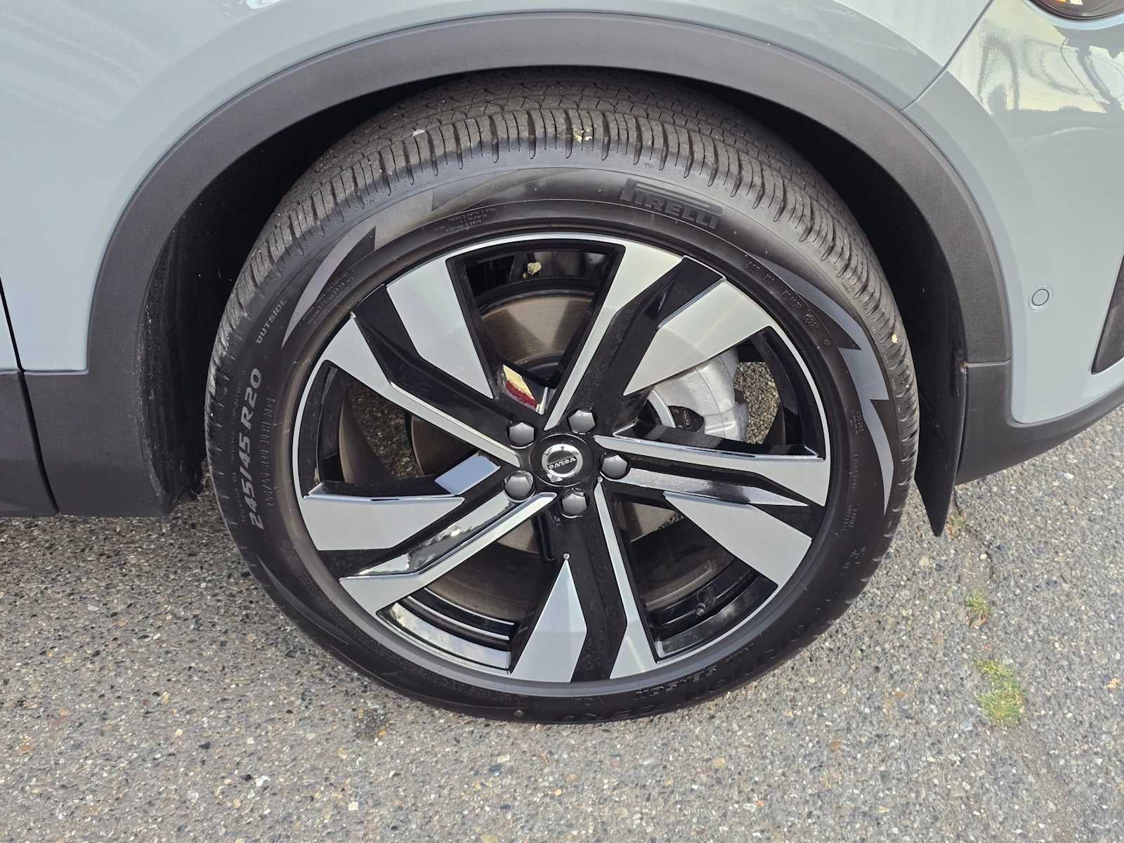 2026 Volvo XC40 Plus