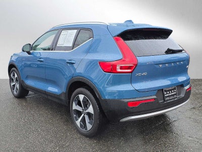 2025 Volvo XC40 Plus Bright Theme