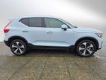 2025 Volvo XC40 Core Bright Theme