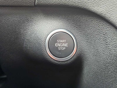 2024 Volvo XC40 Plus Dark Theme