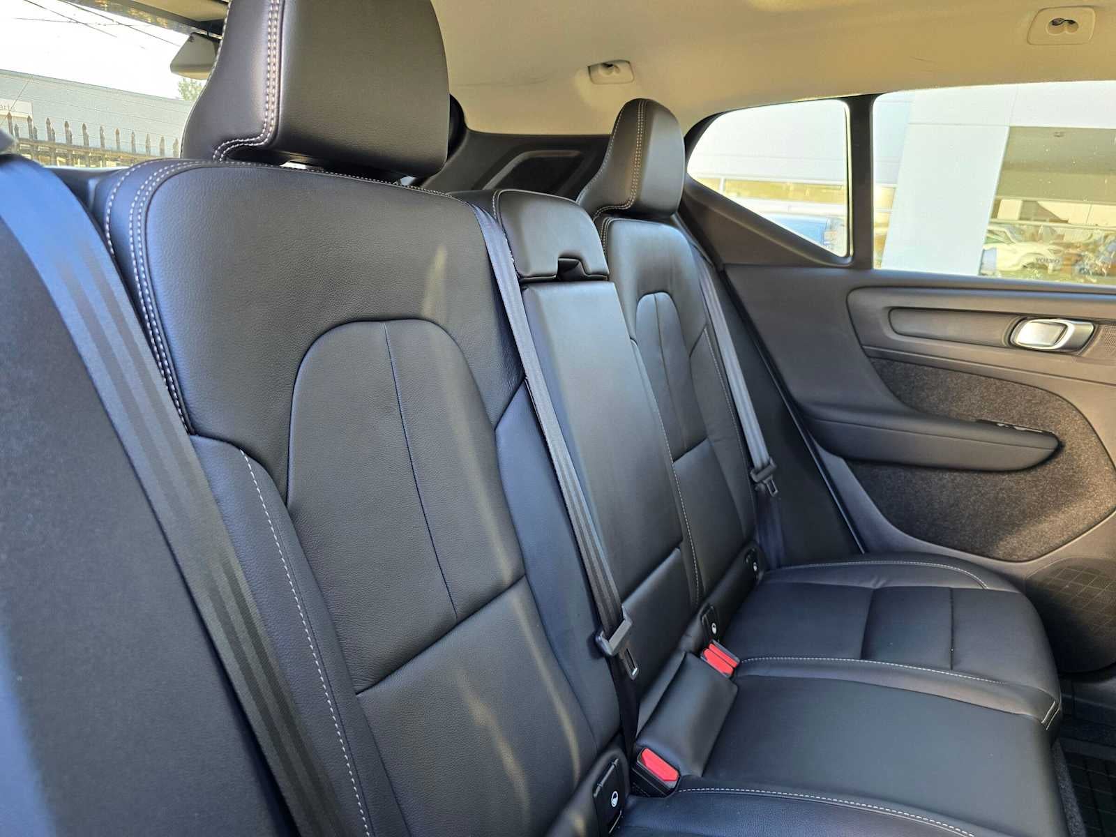 2026 Volvo XC40 Ultra