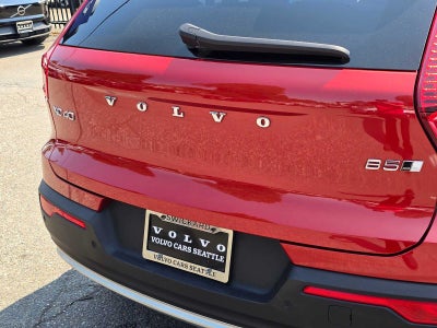 2023 Volvo XC40 Plus Bright Theme