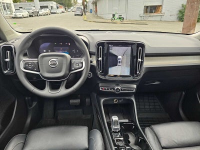 2023 Volvo XC40 Plus Dark Theme