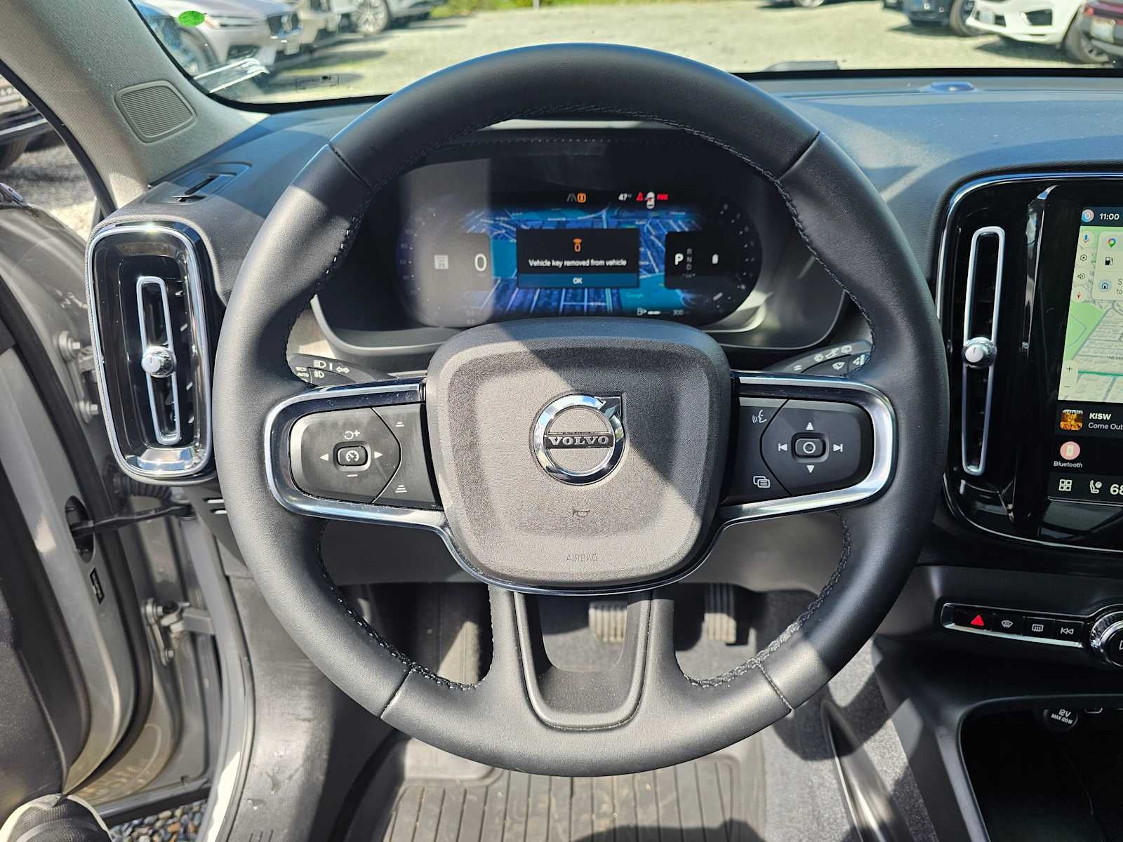 2023 Volvo XC40 Plus Dark Theme
