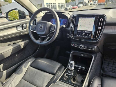 2023 Volvo XC40 Ultimate Dark Theme