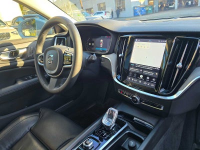 2023 Volvo V60 Cross Country Ultimate