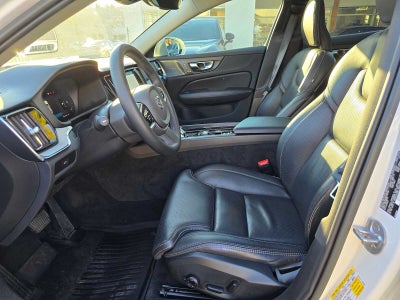 2023 Volvo V60 Cross Country Ultimate